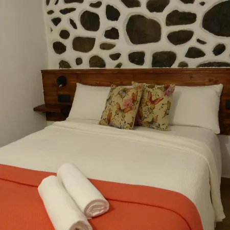 فندق مبيت وإفطار Suncanarias Casa Tajinaste فيلافلور